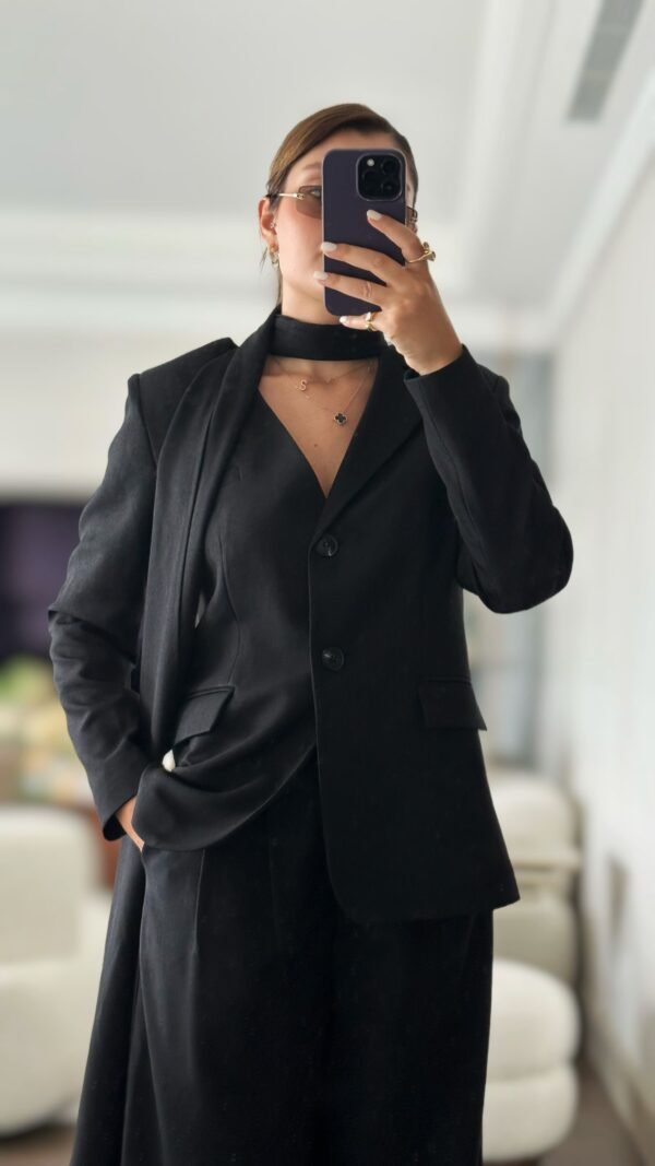 Şal Detaylı Blazer Takım - Siyah